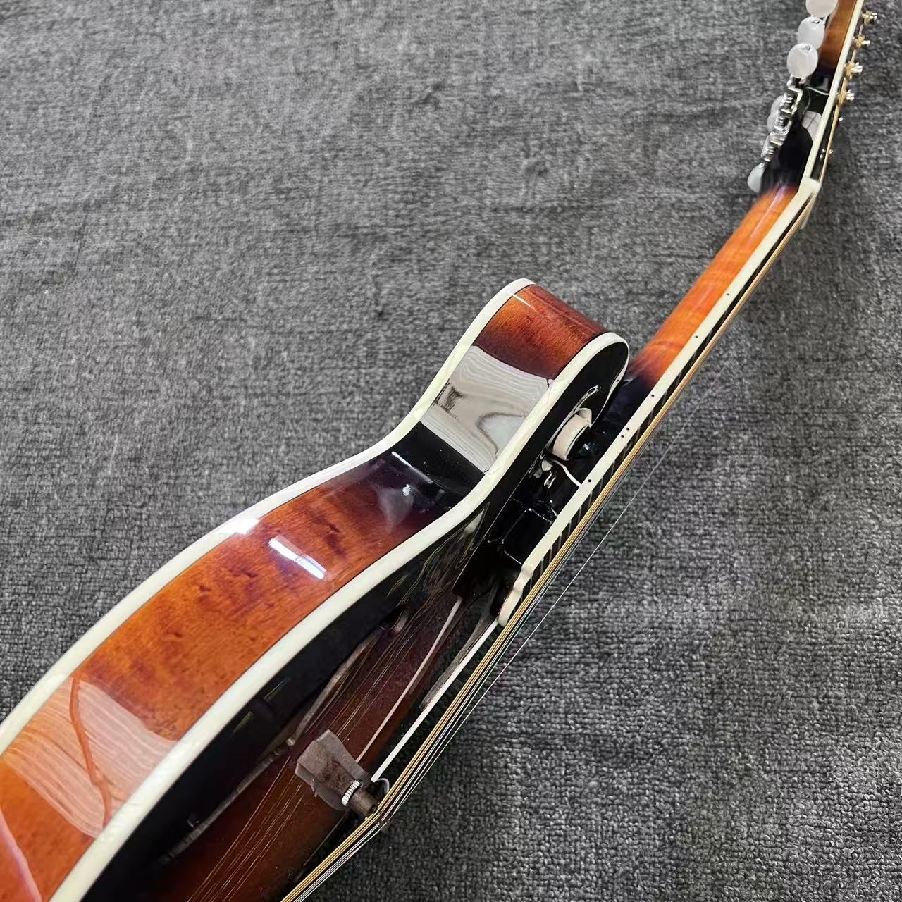 Mandolim Estilo F Esculpido à  - Mandolin A Style avaliação e preço
